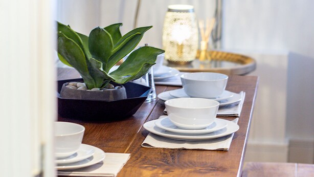 Apartment | In-room dining - Warstone Parade East (Birmingham)