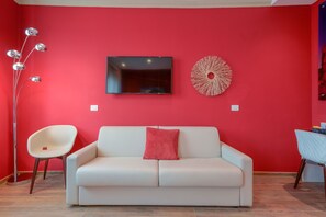 Dobbeltrom – deluxe, byutsikt (Tetti Rossi) | Minibar, safe på rommet, blendingsgardiner og lydisolert