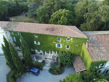 Aerial view. Le Grenier Occitan