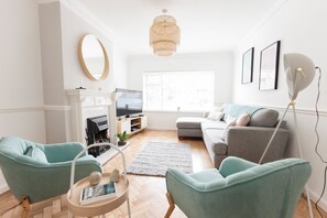 4 bedrooms, iron/ironing board, free cribs/infant beds, free WiFi - Oxford Road (Birmingham)