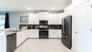 Design Villa | Private kitchen - Luxury Retreats (Davenport)
