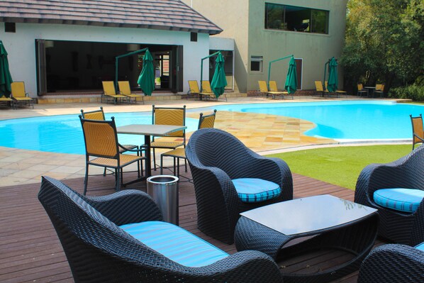 Indoor pool, outdoor pool