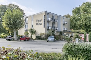 Exterior - Hotel Bären (Bad Krozingen)