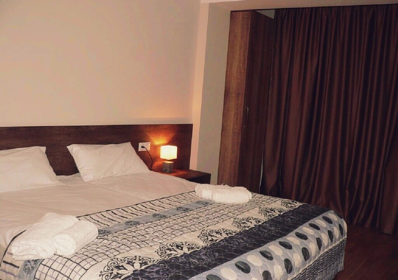 Classic Double Room | Blackout curtains, free WiFi, bed sheets