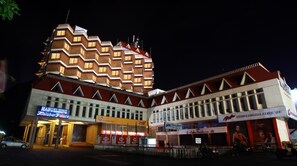 Exterior - Manuelsons Malabar Palace (Kozhikode)