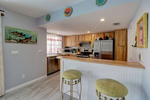 House (12134 Moon Shell Dr) | Private kitchen