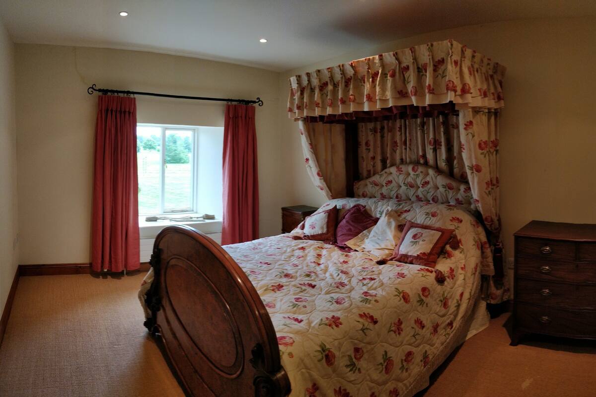 Standard Double Room | Egyptian cotton sheets, premium bedding, down comforters