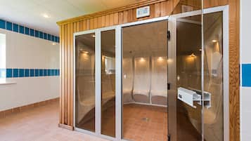 Sauna, hot tub, steam room, massages