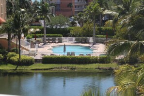 Condo, 3 quartos | Piscina