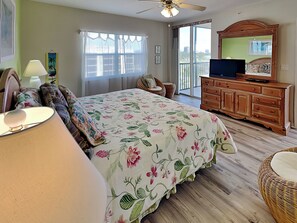 Condo, 2 Bedrooms (0 - No Pets Allowed) | 2 bedrooms, free WiFi