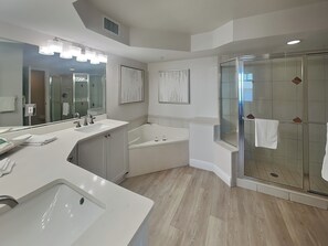 Condo (1 Bedroom) | Property amenity - Lovers Key Resort 404 by Distinctive Beach Rentals (Fort Myers Beach)