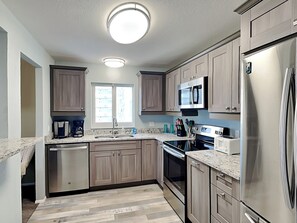 Condo (2 Bedrooms) | Property amenity