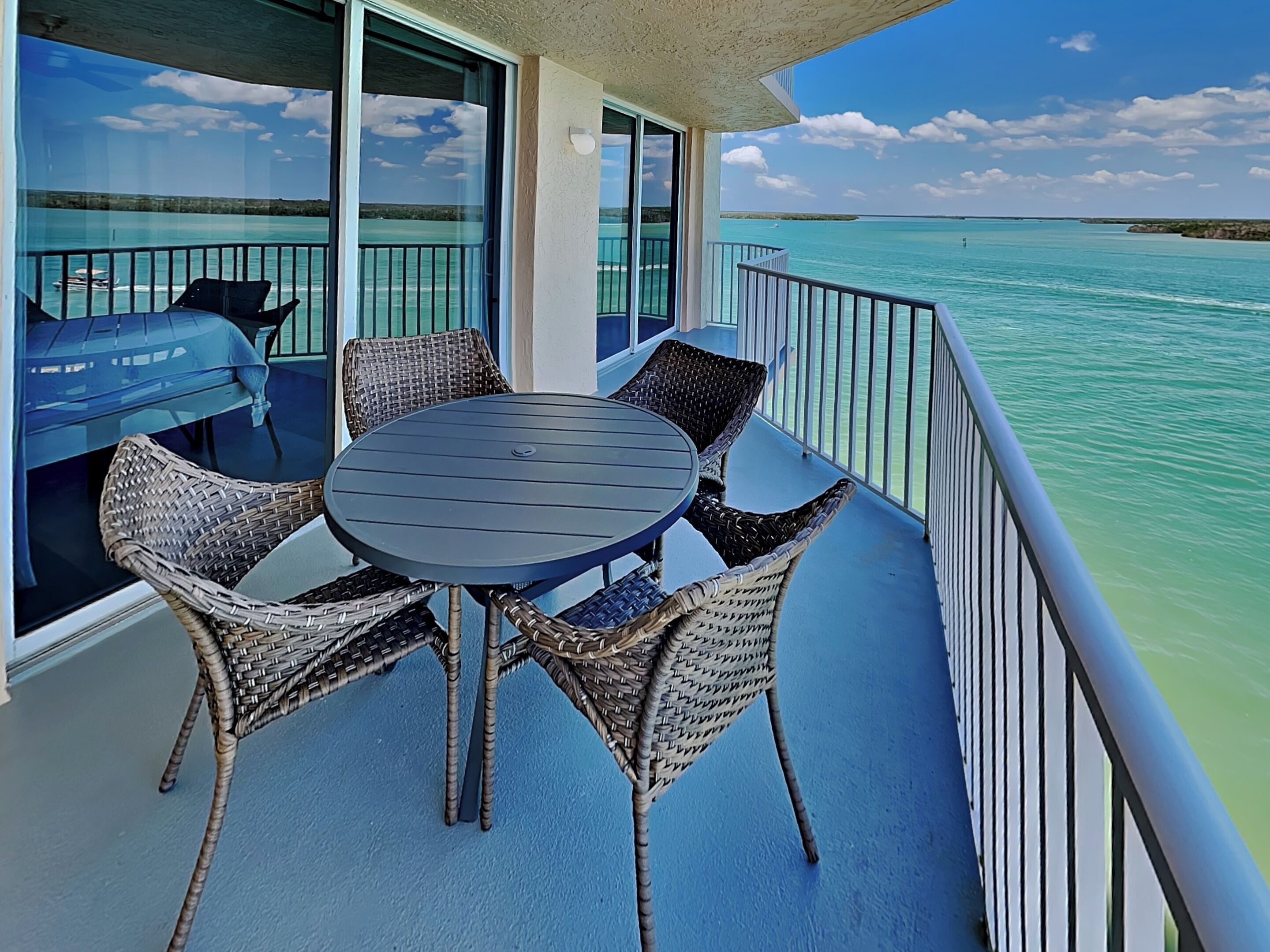 Condo (1 Bedroom) | Property amenity