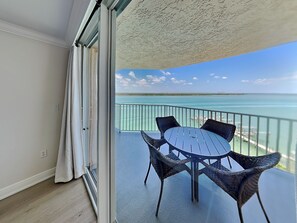 Condo (1 Bedroom) | Property amenity