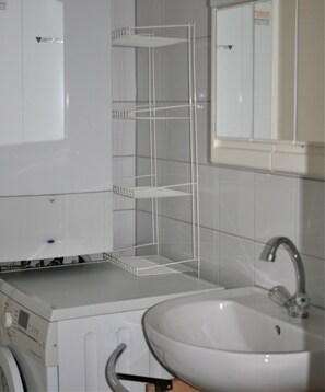 Appartement, 1 slaapkamer (incl. 50 EUR Cleaning Fee) | Badkamer | Handdoeken