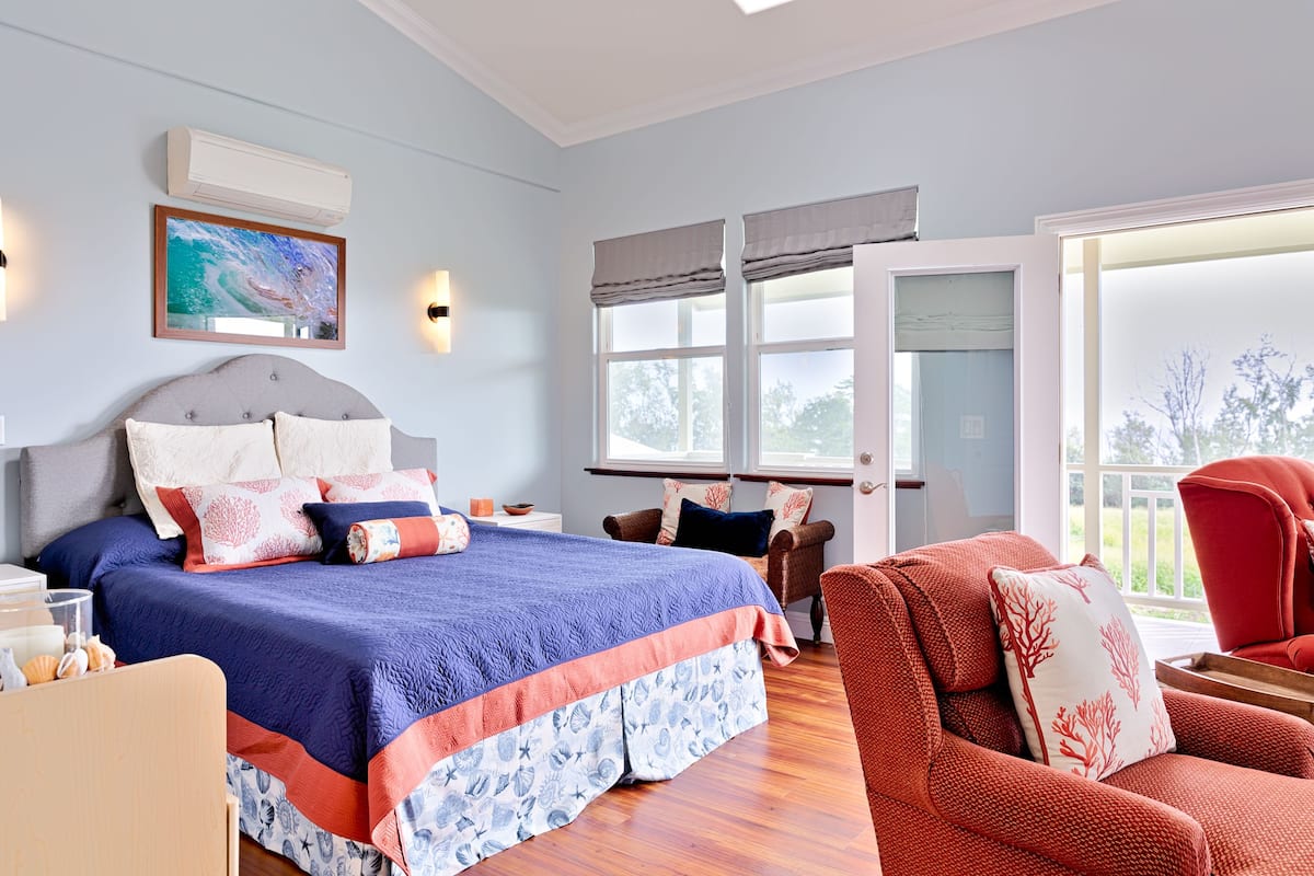 Shell Suite | WiFi (free), individually decorated, individually furnished