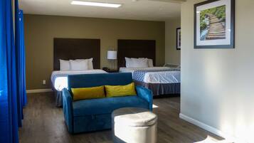 Suite, Multiple Beds, Non Smoking (Upgrade) | Individually decorated, individually furnished, desk, laptop workspace