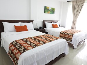 In-room safe, free WiFi, bed sheets - Finca Hotel San Jose (Montenegro)