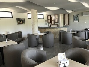 Desayuno continental incluido todos los días