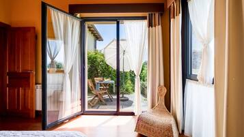 1 camera, ferro/asse da stiro, culla da viaggio, Wi-Fi gratuito