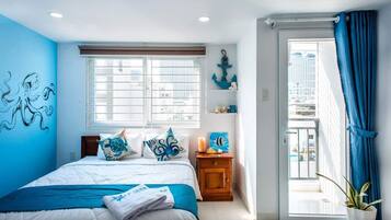 1 室のベッドルーム、セーフティボックス (室内)、WiFi