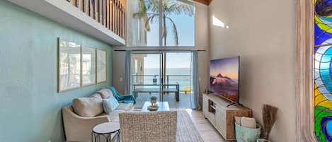 Smart-tv och eldstad