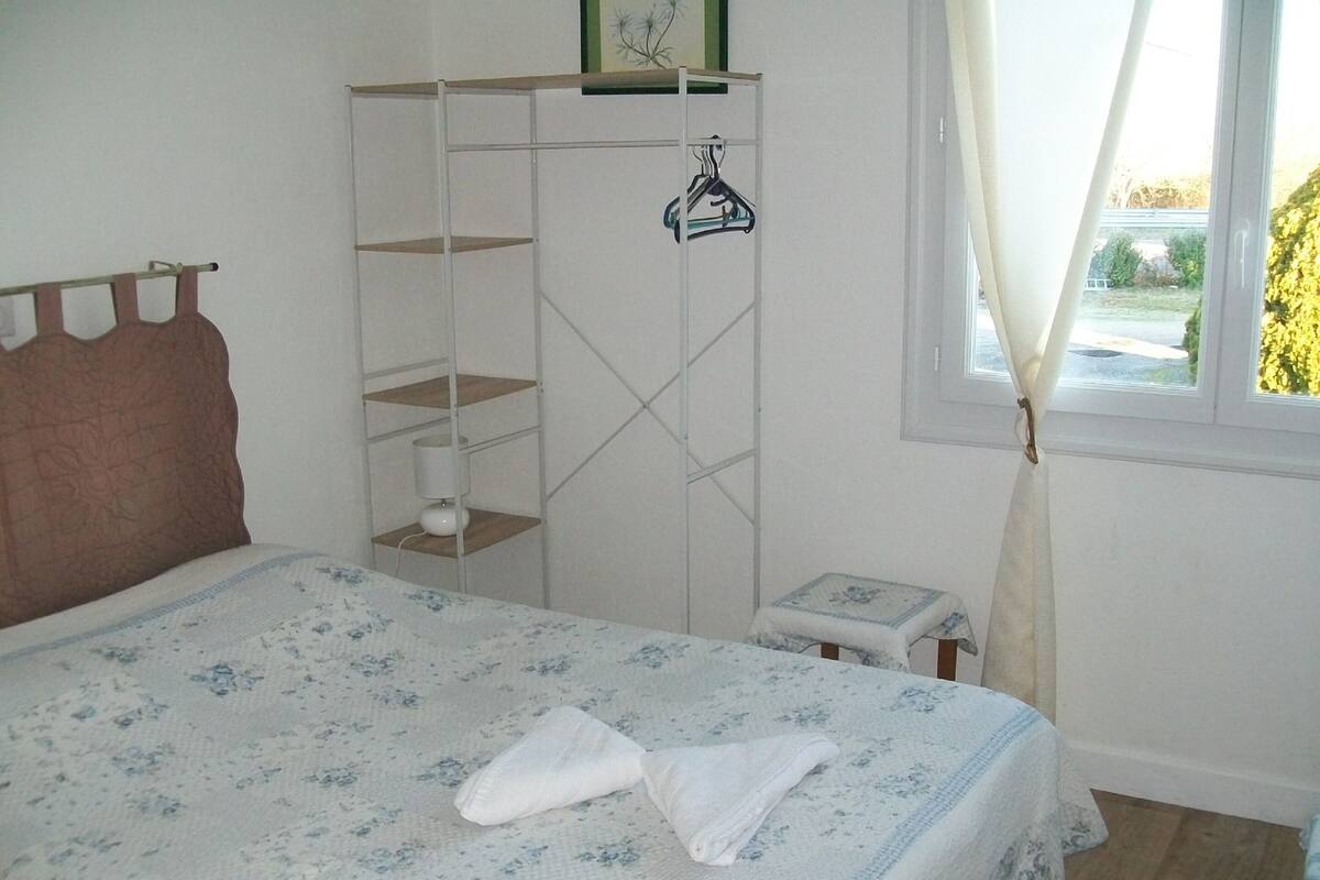 Standard Double Room | Individually decorated, individually furnished, desk, laptop workspace