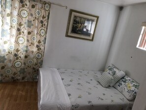 1 quarto, ferros/tábuas de passar roupa, Wi-Fi, roupa de cama