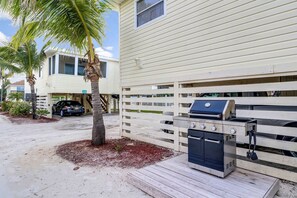 Condo (Bahama Beach Club #11) | Property grounds