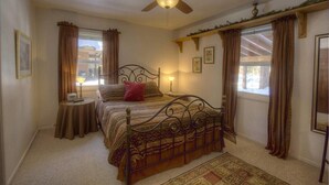 4 bedrooms, WiFi (free) - Breezy Pines Cabin (South Lake Tahoe)