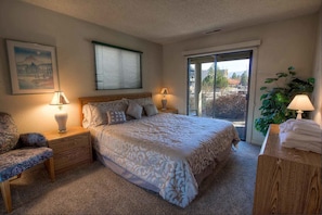 Room - Evergreen Escape (South Lake Tahoe)