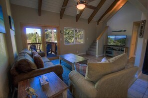 TV - Hillside Hideaway (South Lake Tahoe)