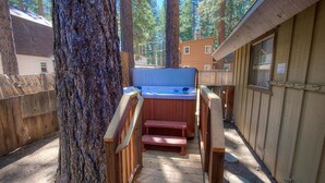 Spa - Dc's Cozy Cabin (South Lake Tahoe)