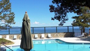 Piscina interna, piscina externa