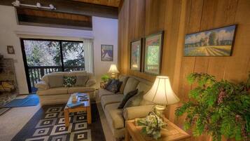 تلفزيون، مدفأة