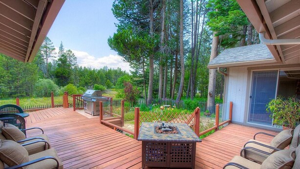 Balcony - Meadowview Hideaway (South Lake Tahoe)