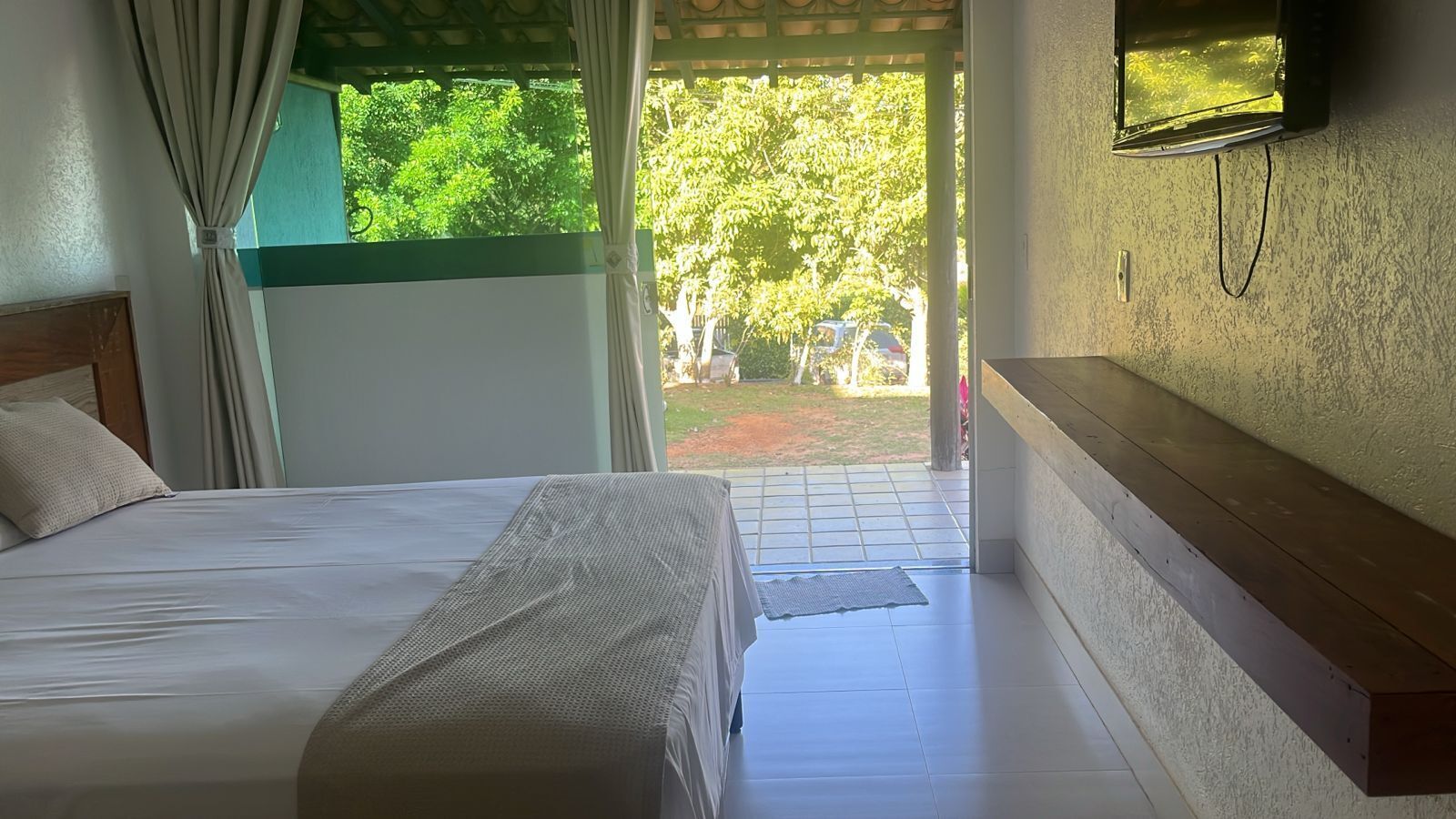 family double room, 1 bedroom, non smoking, garden view | 1 bedroom, bed sheets