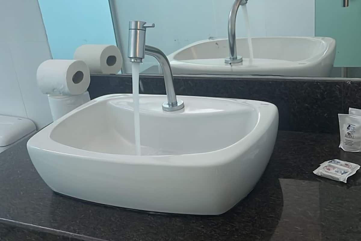 family double room, 1 bedroom, non smoking, garden view | 1 bedroom, bed sheets