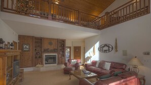 Unclassified image, 3 of 27, button - High Meadows Hideaway (South Lake Tahoe)