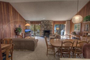 تلفزيون، مدفأة