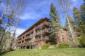 Exterior - Burgandy Place (Incline Village)