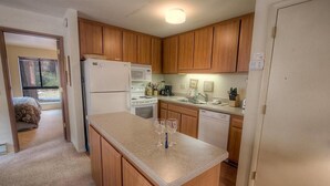 Unclassified image, 2 of 16, button - Pinenut Place (Incline Village)