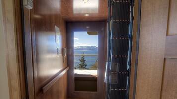 6 kamar tidur dan Wi-Fi gratis