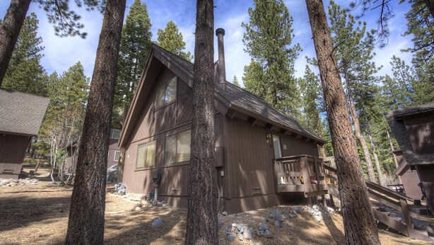 Unclassified image, 1 of 15, button - Cozy Mountain Hideaway (Incline Village)