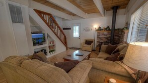 Unclassified image, 5 of 15, button - Cozy Mountain Hideaway (Incline Village)