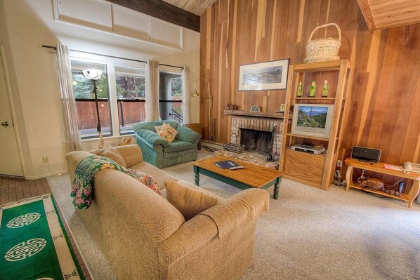 TV, fireplace, MP3 dock