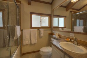 Bathroom - Glenwood Getaway (South Lake Tahoe)