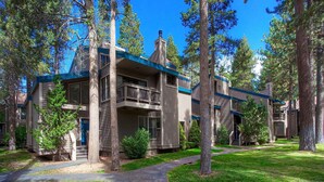 Unclassified image, 4 of 19, button - Bear Lake Hideaway (South Lake Tahoe)