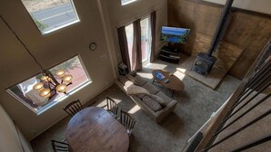 Unclassified image, 4 of 20, button - Bellevue Bungalo (South Lake Tahoe)