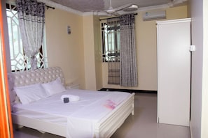 4 slaapkamers, wifi, beddengoed